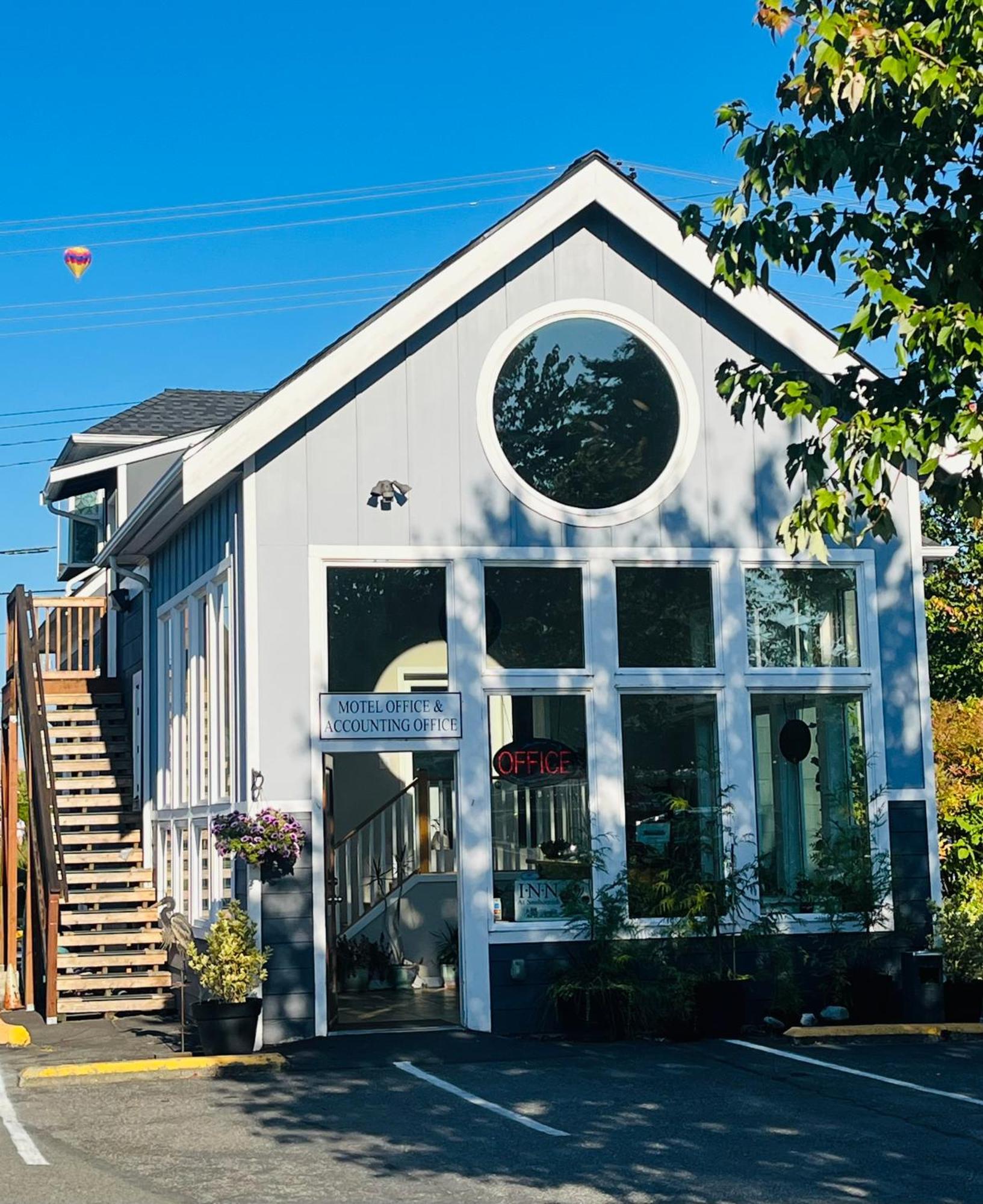 Snohomish Inn エクステリア 写真