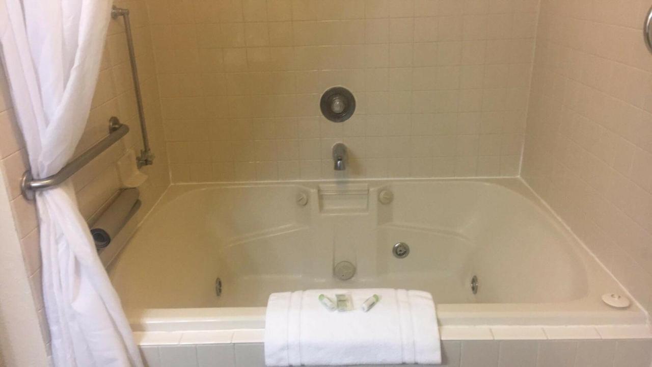 Snohomish Inn エクステリア 写真